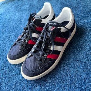 New Mens Adidas Americana Low Sneakers Size 7
